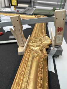 Gluing detached fragment