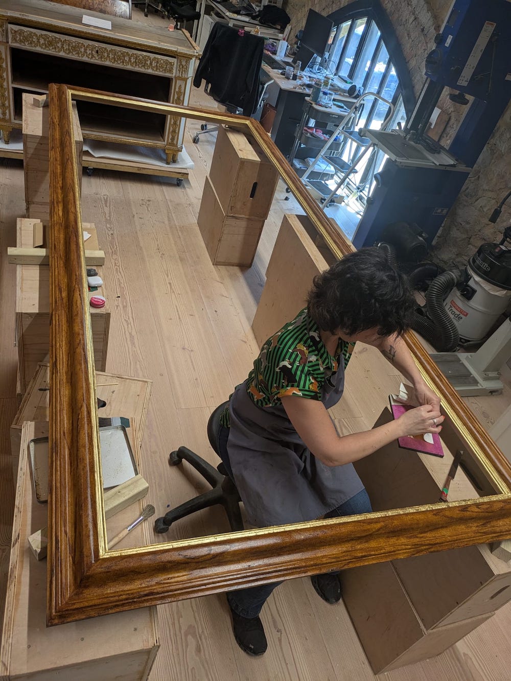 Frame decoration DT.